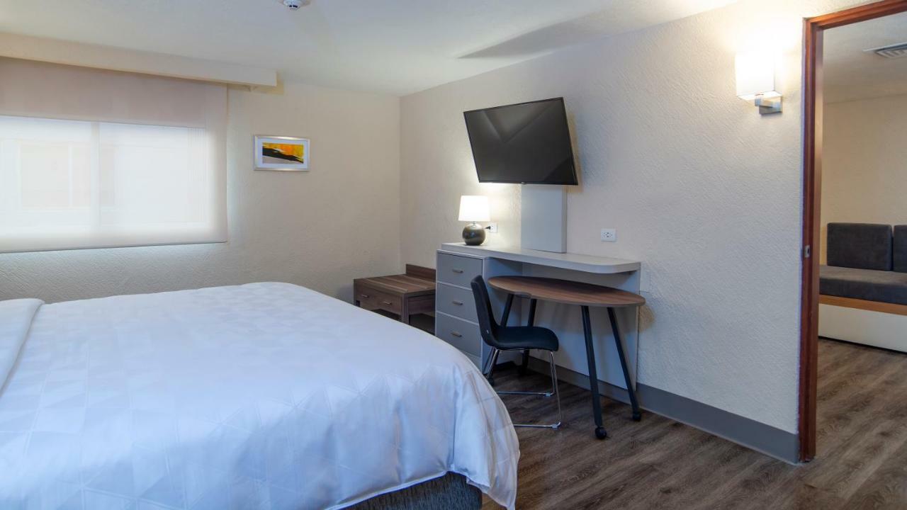 Holiday Inn Mexico Coyoacan מראה חיצוני תמונה